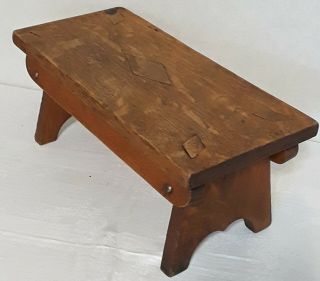 Antique Arts and Crafts Mission Style Farmhouse 1916 Oak Wooden Step Foot Stool 2