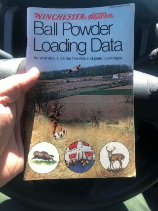 Vintage 1976 Winchester Western Ball Powder Loading Data Book 76 Pages