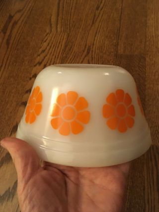 Vintage Federal Glass Orange Daisy Bowl,  Federal Daisy Mixing Bowl,  6 In