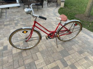 Vintage 1974 Schwinn Breeze Lady’s Bike Red Single Spd.