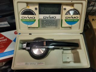 Vintage Dymo Deluxe Tapewriter 1570 Label Maker W/ Case 3 Embossing Wheels