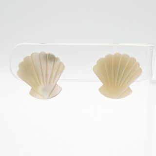 Vintage Mother Of Pearl Carved Sea Shell Shaped Post Fashion Earrings
