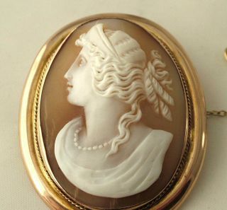 Fine Antique Victorian 9ct Gold Shell Cameo Brooch Hallmarked
