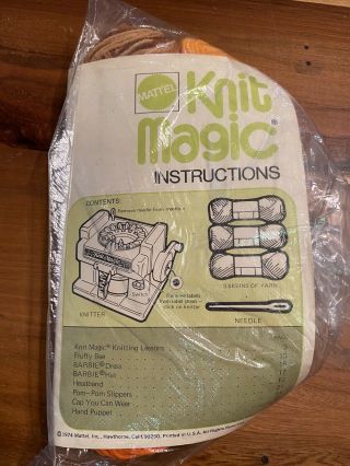 1974 Vintage Mattel Knit Magic Instructions And Yarn Only B14