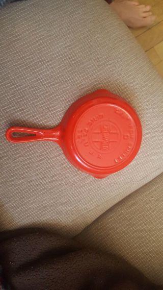 Vintage Rare Griswold Red Size 0 Cast Iron Ashtray In 562 Pan
