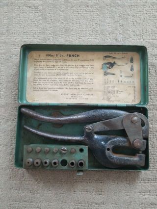 Roper Whitney No.  5 Jr.  Vintage Hand Punch With 6 Dies & Metal Case Made In Usa