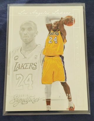 Rare Kobe Bryant 2013 - 14 Panini Signatures Card Ssp/25