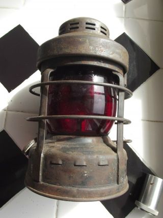 Old Embury 25 Luck E Lite Kerosene Railroad Caboose Lantern With Red Globe
