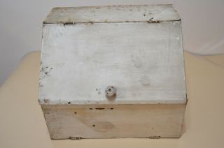 Antique Primitive Two Compartment Metal Cake/pie Safe Bread Box With Wooden Pull