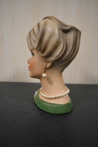Vintage Napcoware Lady Head Vase C7472 5 1/2” Tall Pearls Earrings 2