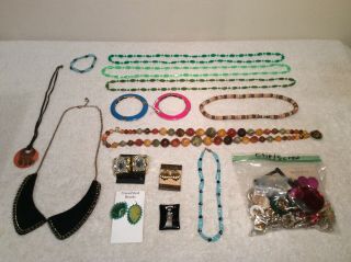 Costume Jewelry Over 14 Pounds Vintage To Modern Necklaces Bracelets Pins,  More