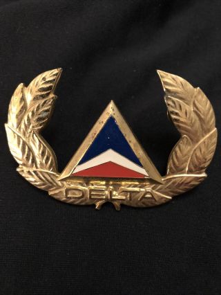 Vintage Delta Air Lines Pilot Hat Badge Pin 4th Issue Captain Screw Back Estate