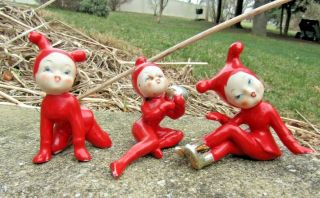 Set Of 3 Vintage Japan Ceramic Figurines Christmas Elves Kids In Red