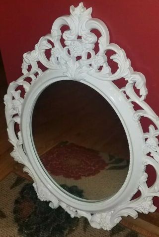 Pretty Large Oval Vintage White Ornate Wall Mirror W/acanthus Leaf Motif