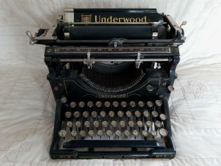 Antique Underwood Standard Typewriter No.  5 1920 