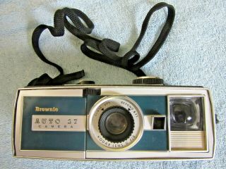 Vintage Kodak Brownie Auto 27 Camera In Unattractive Leather (?) Case
