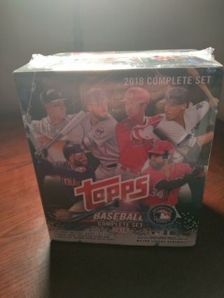 2018 Topps Walmart Factory Set Green Box Includes 700 Card Set With 5 Rookie.