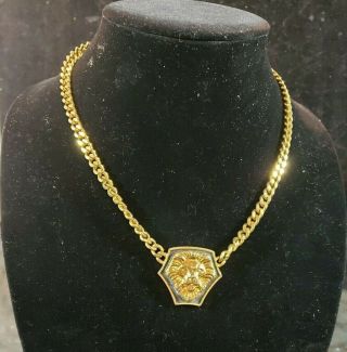 Avon Vintage Classic Elegance Lion Head Necklace Black Enamel & Gold 1990