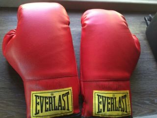 Everlast Vintage Yellow Tag Boxing Gloves - 12 Oz See - Pics