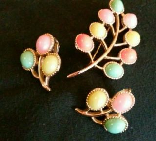 Vintage Sarah Coventry Pin And Clip Earrings Set Signed Light Summer Colors