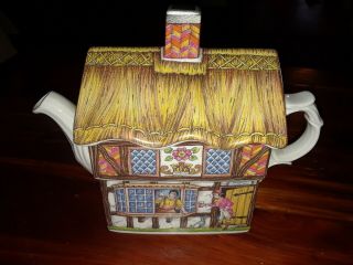 A Vintage Sadler Teapot,  " Country Cottage " Tudor House