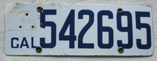 1916 California Porcelain License Plate " Base " 542695 (1919 Number)