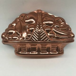 Mirro Vintage Copper Colored Jello Mold W/hanger " Fruit In Basket " 3 - 1/2 Cup