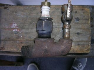 NORTHERN SPARK PLUG AND PRIMING CUP HOLDER HORSELESS CARRIAGE PACKARD PIERCE 2