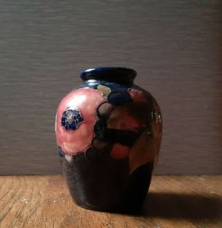 Antique Signed Moorcroft Pottery England Pomegranate Vase