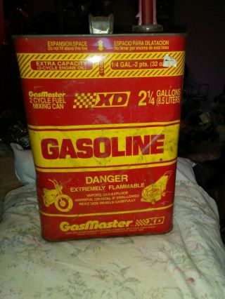 Vintage Metal 2 And 1/4 Gallon Gas Master Gasoline Can