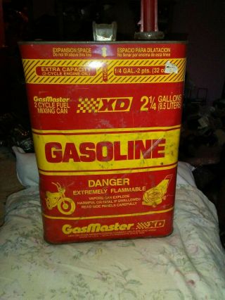 Vintage Metal 2 And 1/4 Gallon Gas Master Gasoline Can 2