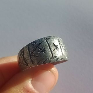 Ancient Roman Silver Ring Detector Finds With King Engravings