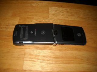 Vintage Flip Phone Motorola RAZR V3 G (T Mobile) Cellular Phone gun metal/silver 3