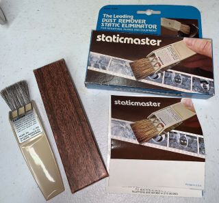 Two (2) Static Master Brush 1 " Model 1c200 Vintage