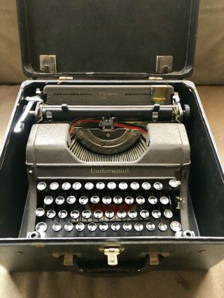 Antique / Vintage Underwood Portable Typewriter