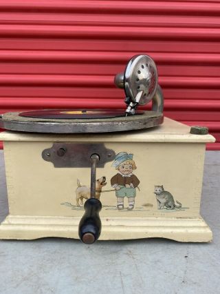 ANTIQUE Little Tots Childrens Phonograph Victrola 2