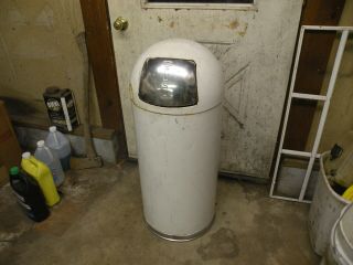 Vintage United Bullet/torpedo Dome - Top Commercial Trash Waste Can 36”