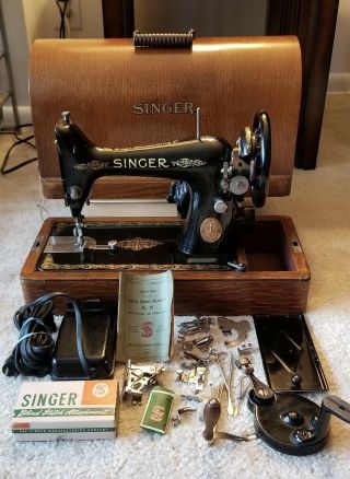 1920’s Singer Sewing Machine With Bent Wood Box