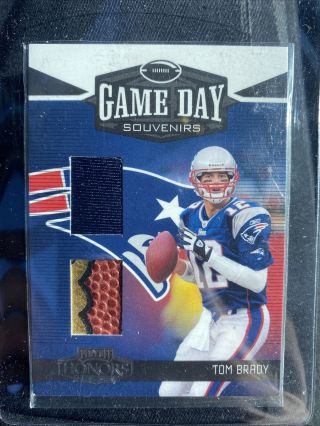 2005 Playoff Honors Tom Brady Game Football Jersey Souvenirs Gold /250 Logo
