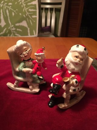 Vintage Lefton Mr And Mrs Claus In Rocking Chairs - Salt/pepper Shakers