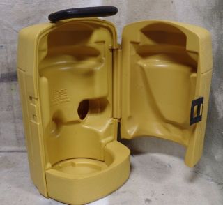 Vintage Coleman 2/78 Plastic Gold Clamshell Carry Case For 200a Lantern