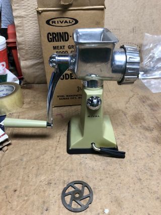 Vintage Rival Olive Green Grind - o - Mat Model 303 Meat Grinder Food Chopper B3 3