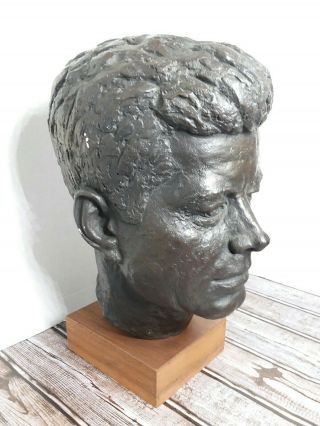 Vintage 1964 Austin Productions Inc.  JOHN F.  KENNEDY HEAD BUST Sculpture Statue 3