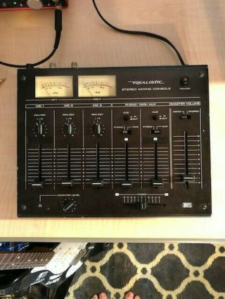 Vintage Realistic Stereo Mixer Console 5 - Input Audio 32 - 1200a