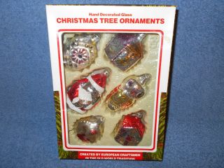 Vintage Set Of 6 Commodore Glass Christmas Ornaments - Damage To Santa