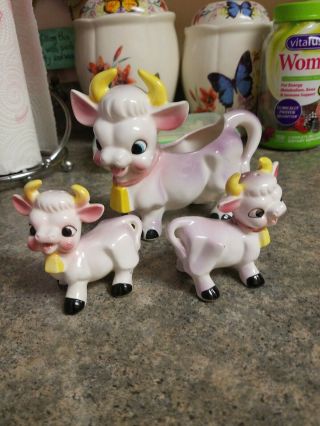 Vintage Cow And Calfs Sugar And Creamer Salt And Pepper Shakers