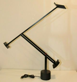 Artemide Tizio Table Desk Lamp Designed By Richard Sapper