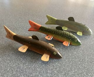 Lawrence Bethel Trio Of Trout W/ Wood Carved Tail Fish Decoy Mn Folk Art Signed