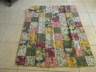 VINTAGE HAND MADE PATCH WORK LAP QUILT 2