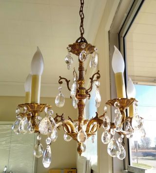 Vintage Spanish Gold Brass Hollywood Regency 5 Light Chandelier With Prisms